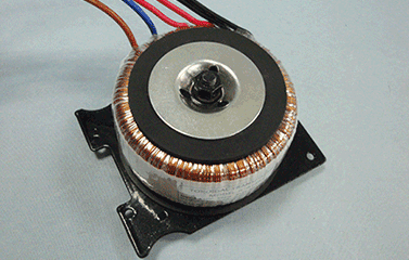 R形變壓器的冷卻風機