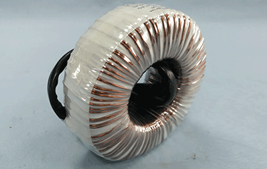 R形變壓器整流牽引